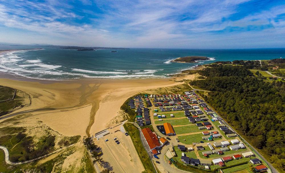 Camping Derby Loredo Esterno foto